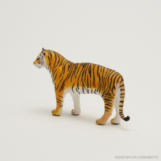 amur tiger miniature